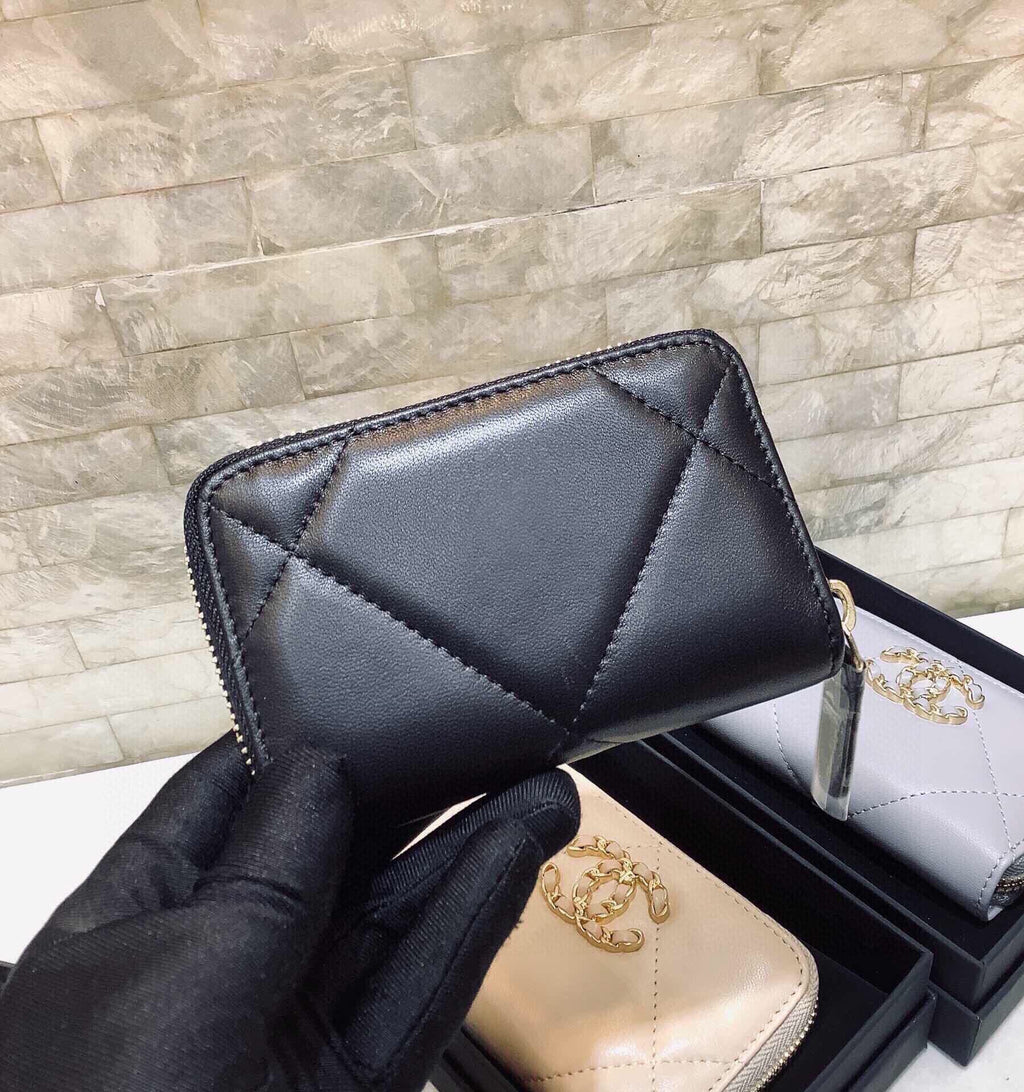 Chanel CHL 19 CARD HOLDER WITH ZIPPER LEATHER BLACK WALLET