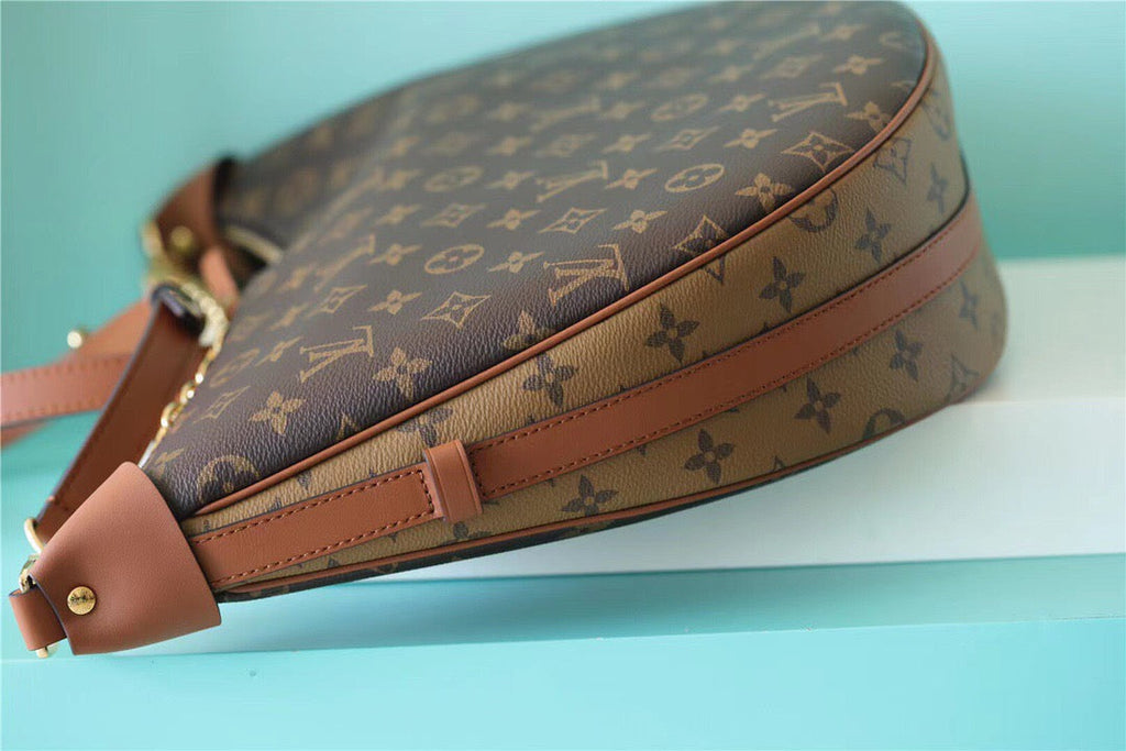 Louis Vuitton Loop Monogram Canvas By Nicolas Ghesquiere For Women,  Shoulder And Crossbody Bags 23cm/9.1in Louis VuittonÃƒâ€šÃ‚Â 