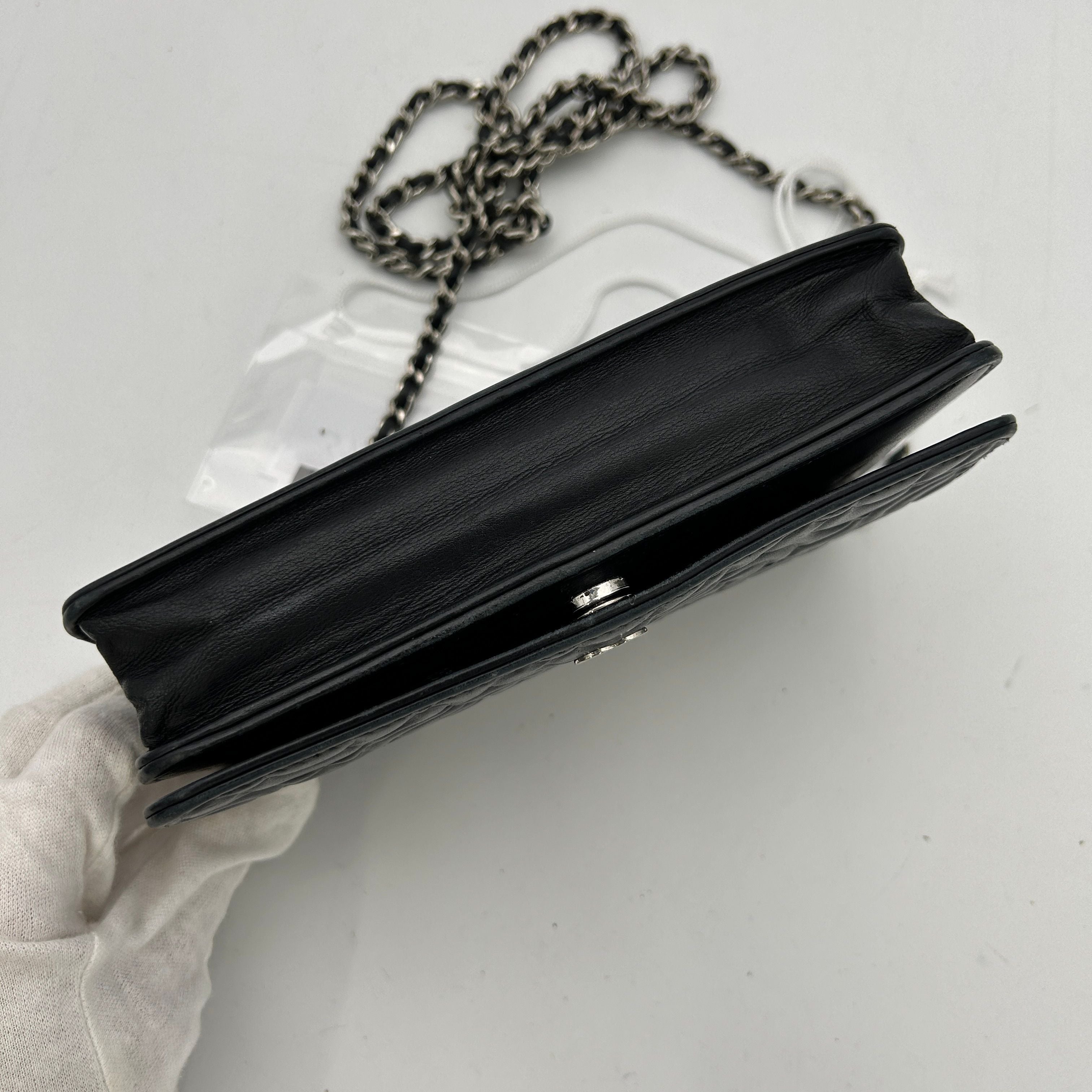 Chanel Camellia Wallet On Chain - Black Clutches, Handbags LA32119