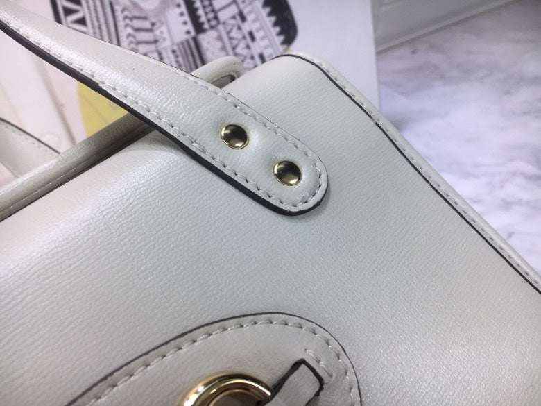 LB - Luxury Bags Gucci 561