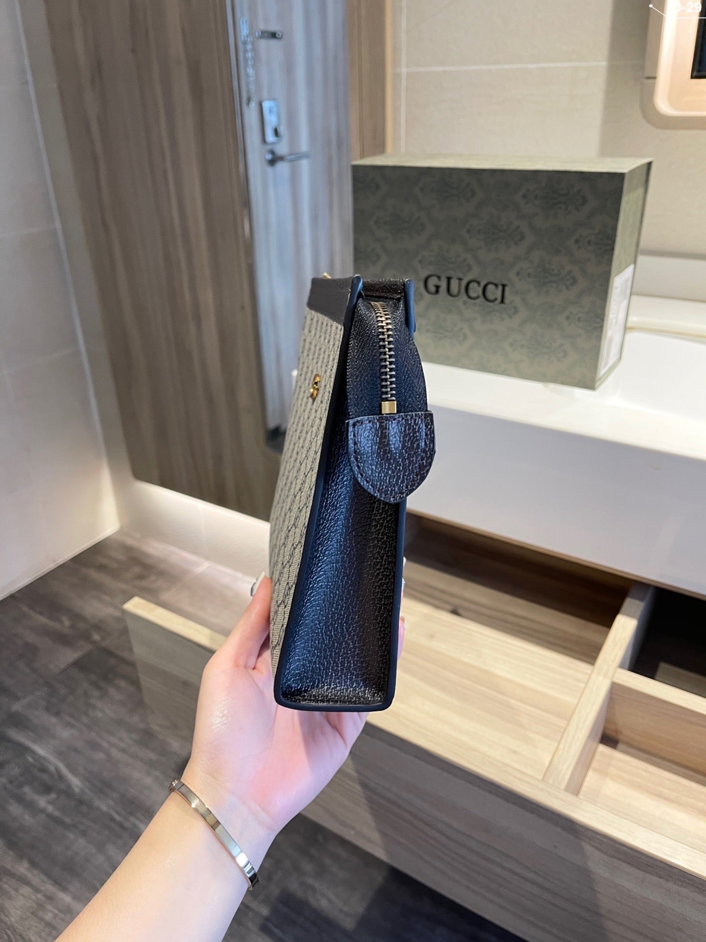 LB - New 1:1 rep  Bags Gucci 352