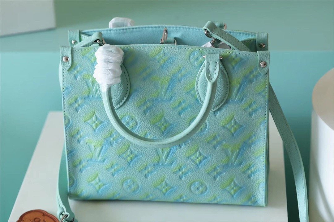 Louis Vuitton OnTheGo PM Monogram Empreinte Light Green For Women, Women’s Bags, Shoulder And Crossbody Bags 9.8in/25cm Louis Vuitton]