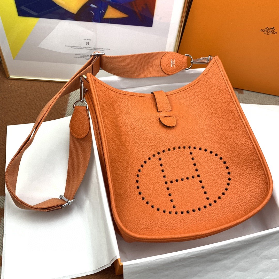 Evelyne III 29 Bag Orange With SiLouis Vuittoner-Toned Hardware For Women, Shoulder And Crossbody Bags 11.4in/29cm H056277CC9J
