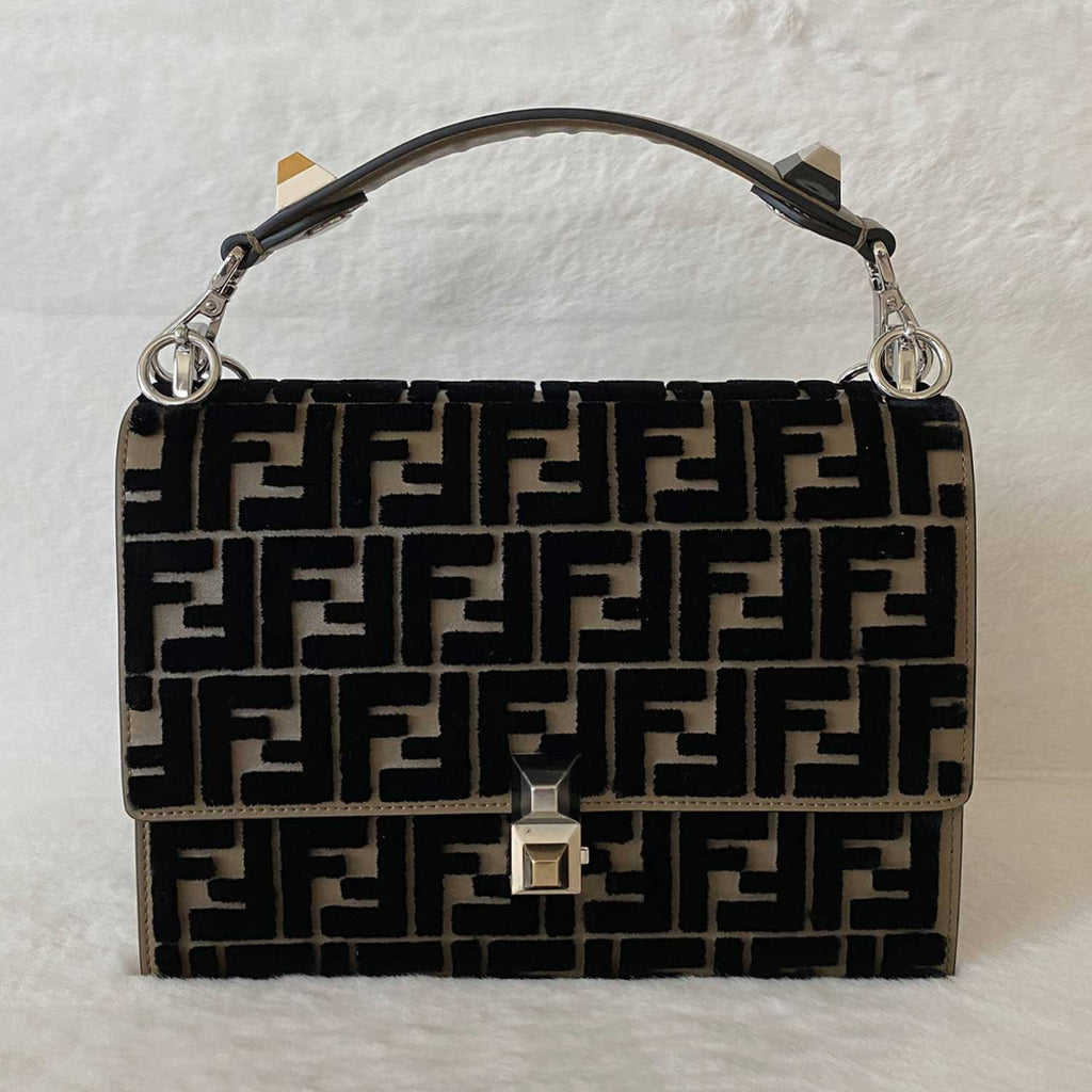 Fendi Kan I Zucca VeLouis Vuittonet Medium Shoulder Bag