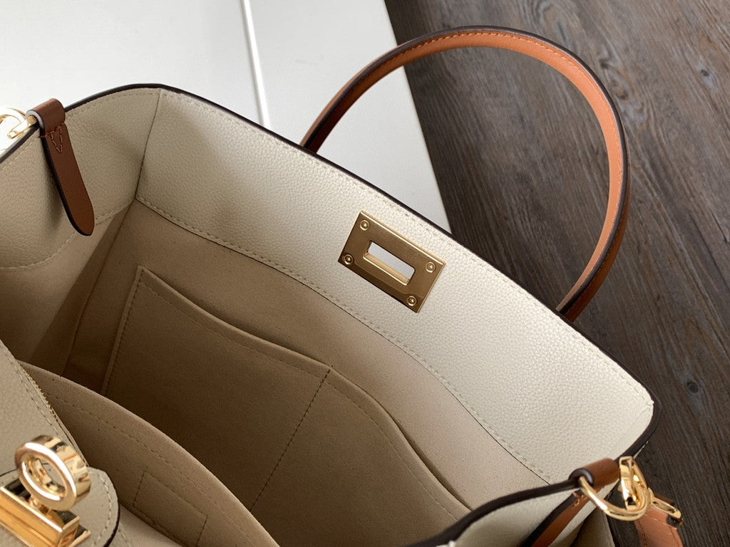 Louis Vuitton On My Side MM Tote Bag Monogram Tufting On Nappa Softy For Women,  Shoulder Bags 12in/31cm Galet Grey Louis Vuitton M53825