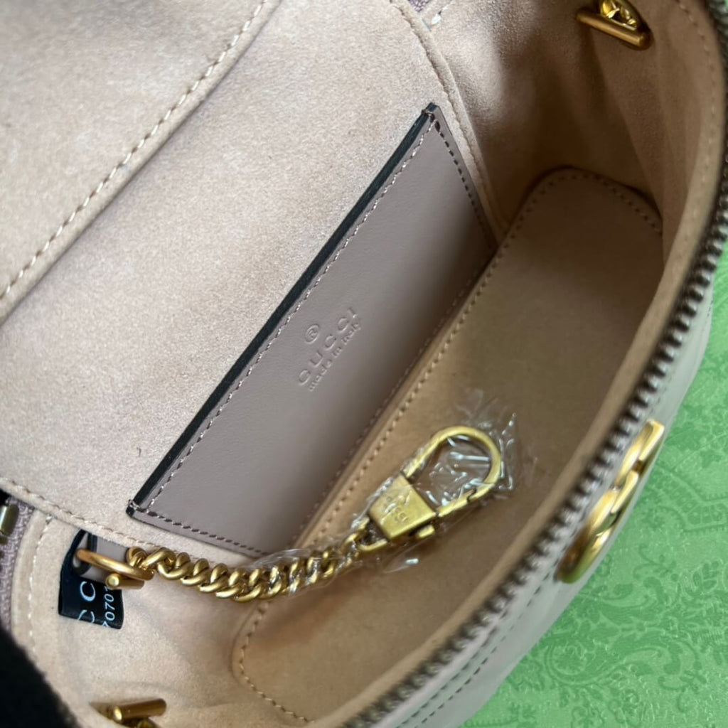 GC 699515 Mini bucket bag 16cm Milk tea color