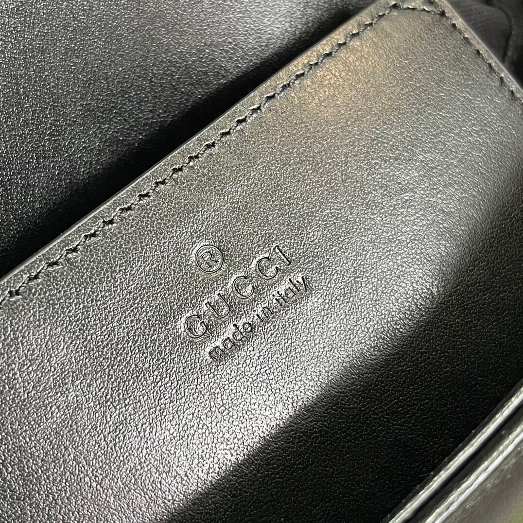 Gucci 739681 Marmont shoulder bag 18cm black Leather