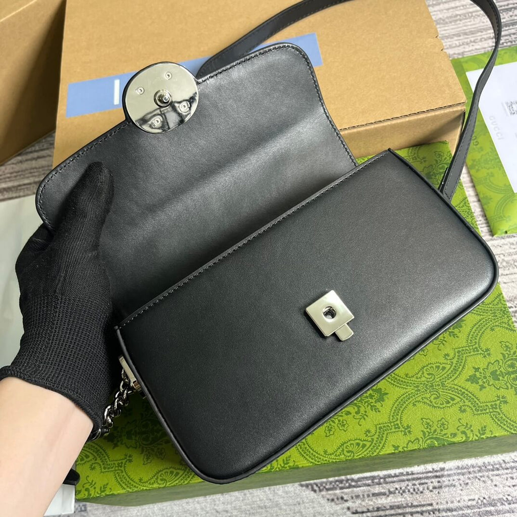 Gucci 739722 Petite Gucci cross body bags 21cm black Leather