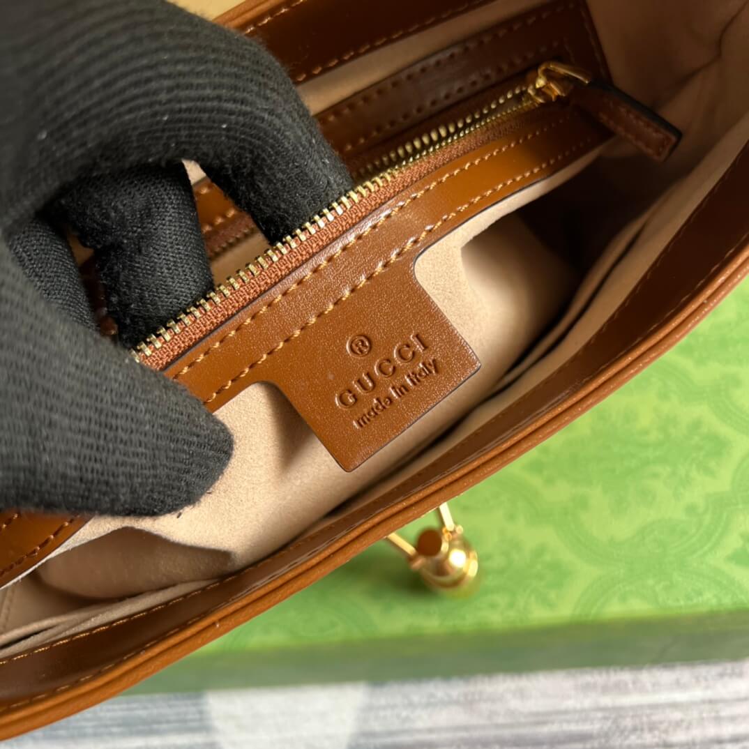 Gucci636709 subaxillary bag 28cm brown cowhide
