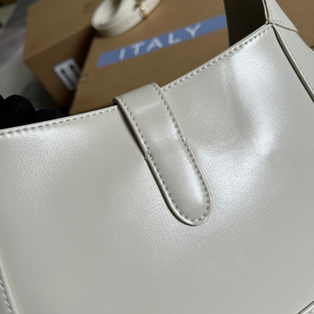 Gucci636709 subaxillary bag 28cm white cowhide