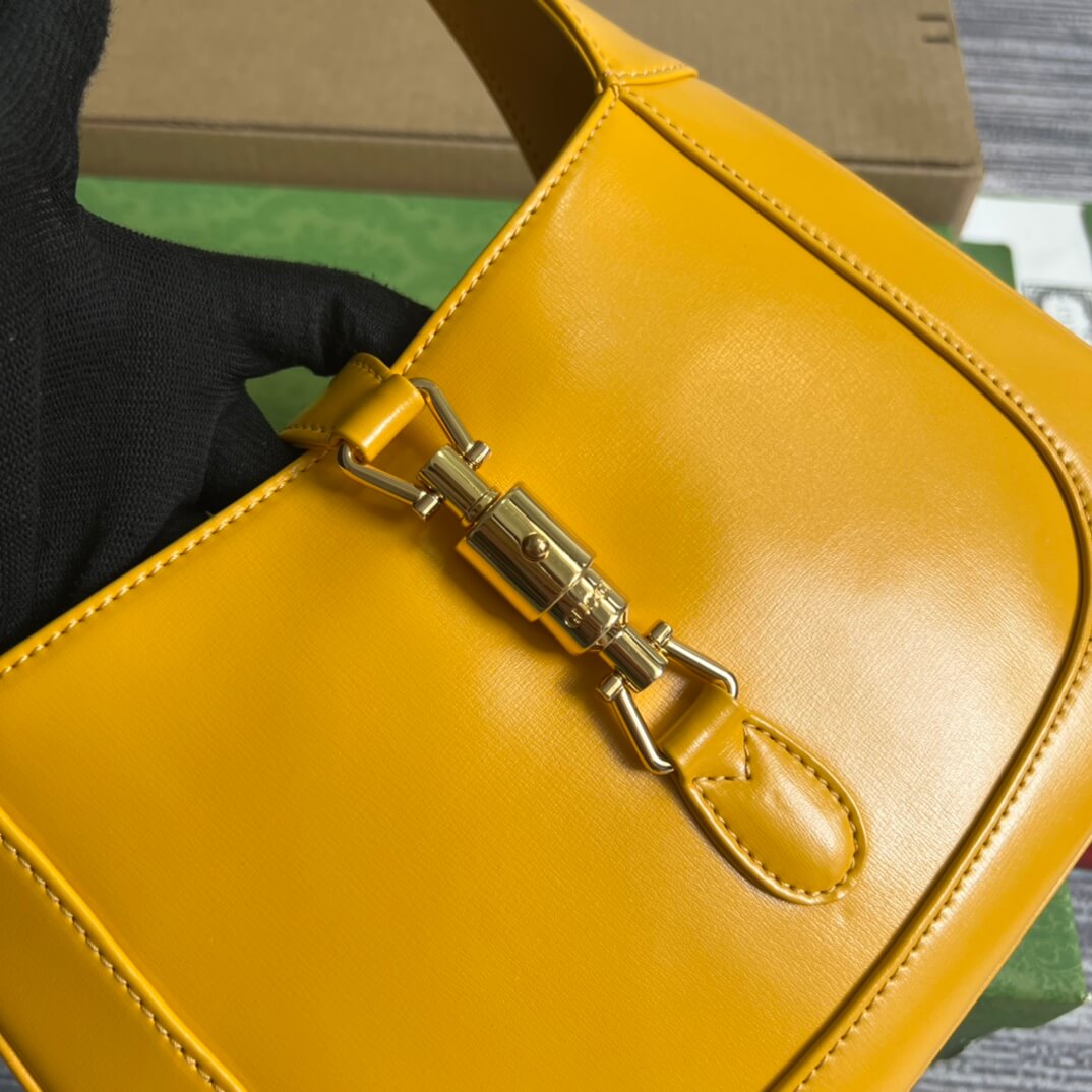 Gucci636709 subaxillary bag 28cm yellow cowhide