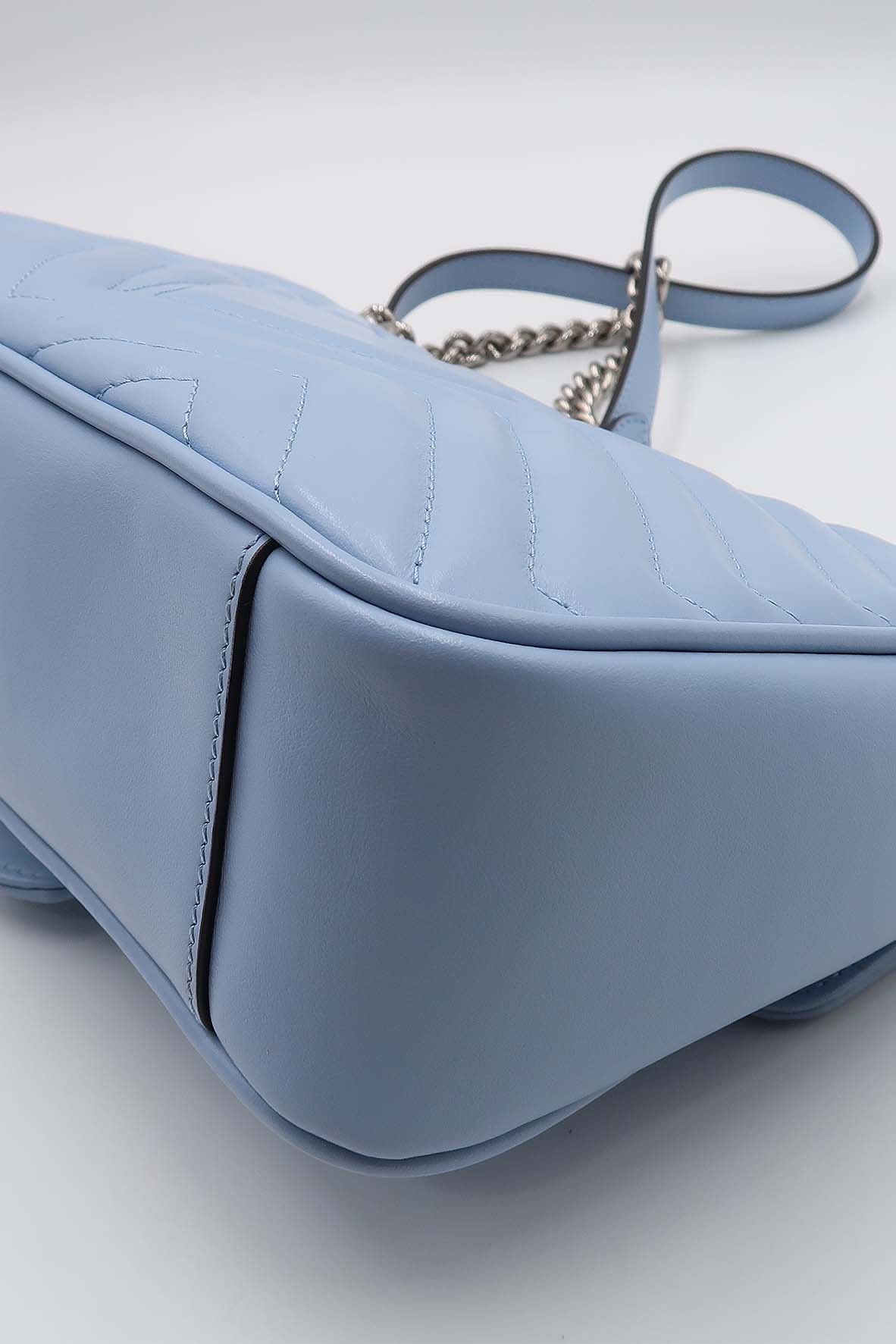 Small GG Marmont Matelasse Shoulder Bag PorCelinelain Light Blue