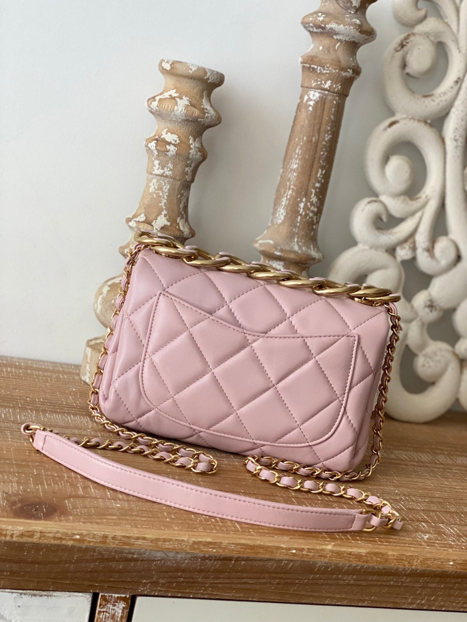 Chanel Classic GLAMIamond GlamIap Bag Light PiNike For Women Bags 9.1in/23cm