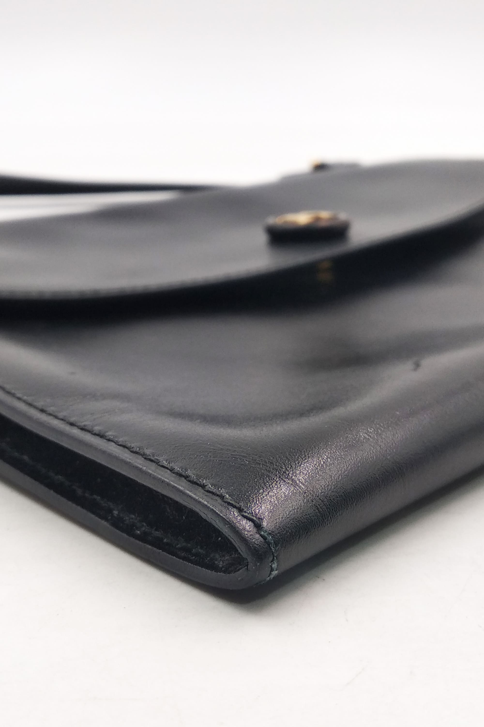 Rio Clutch on Strap Black