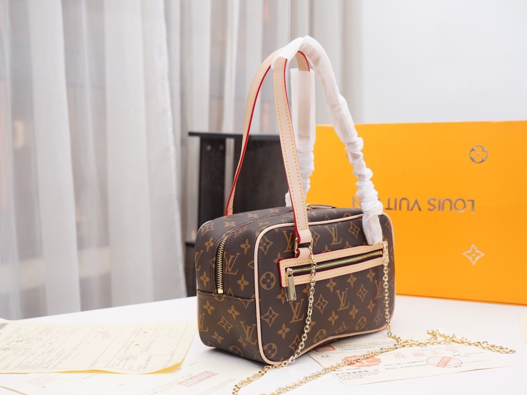 Elite Carryalls