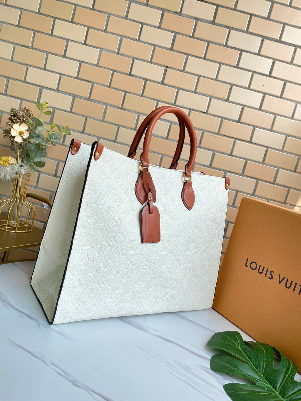 Elite Carryalls