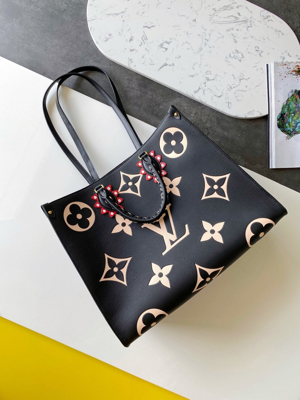 Elite Carryalls