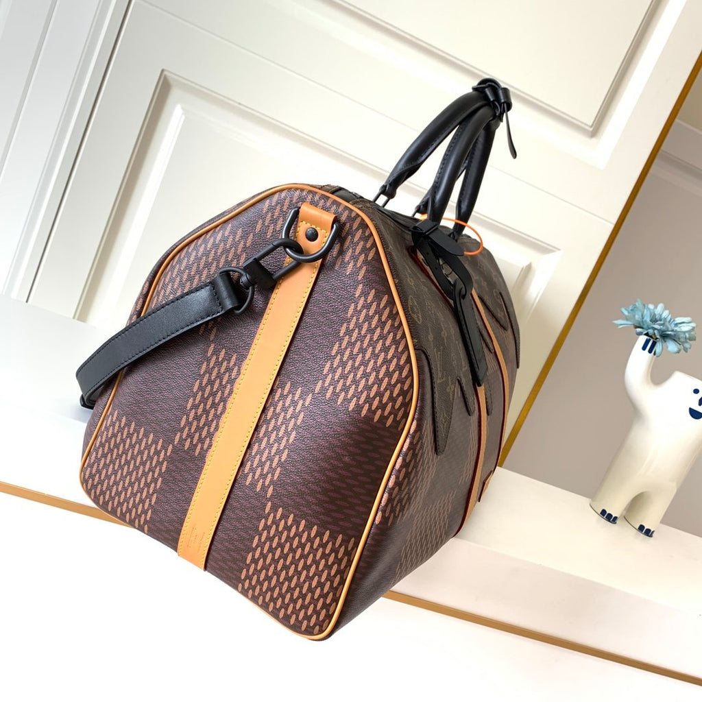 Elite Carryalls