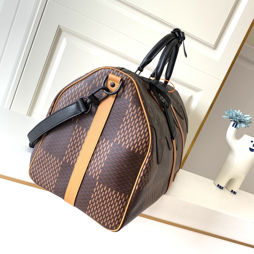 Elite Carryalls