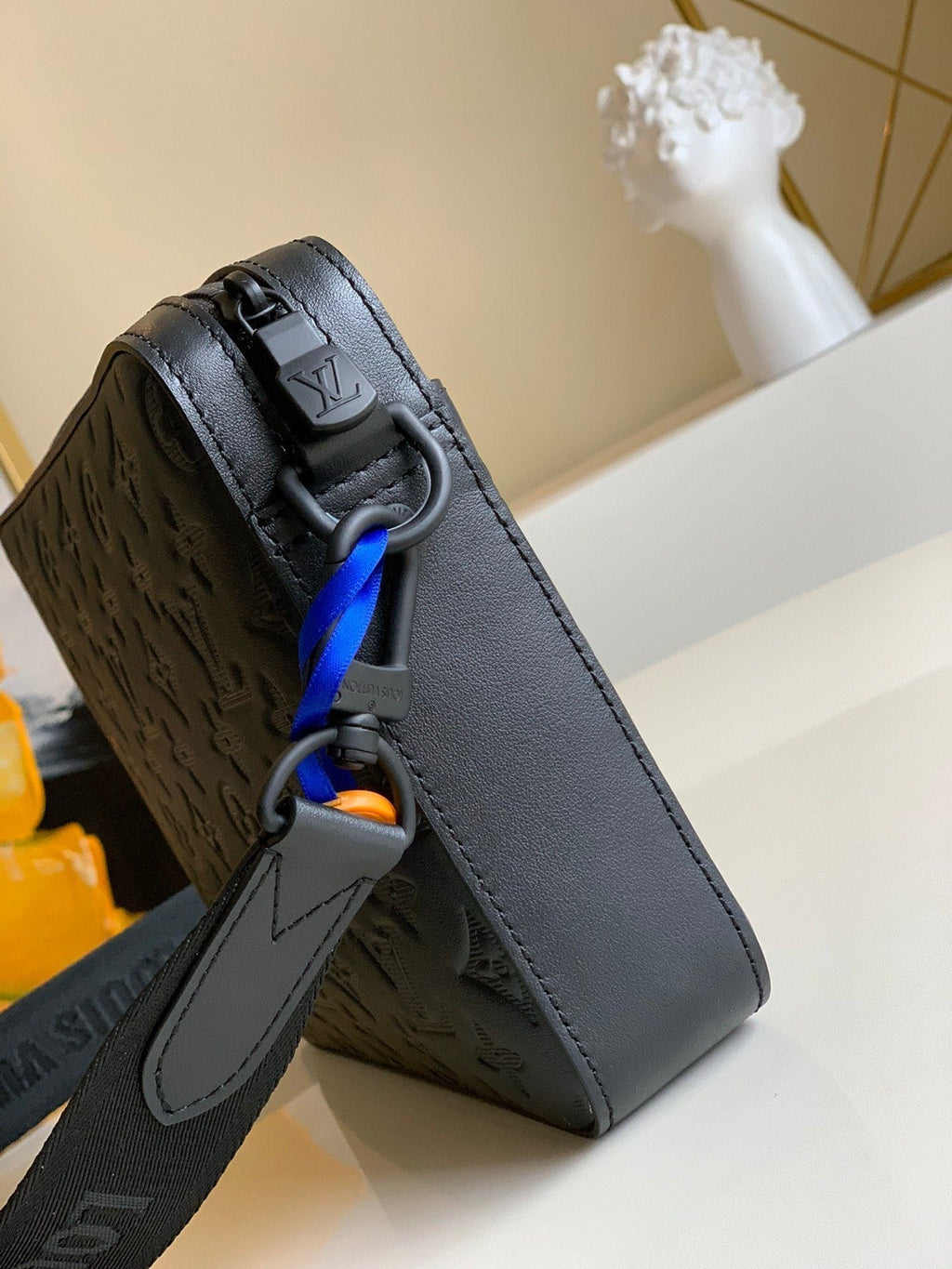 Elite Carryalls