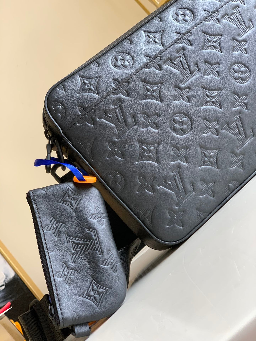 Elite Carryalls