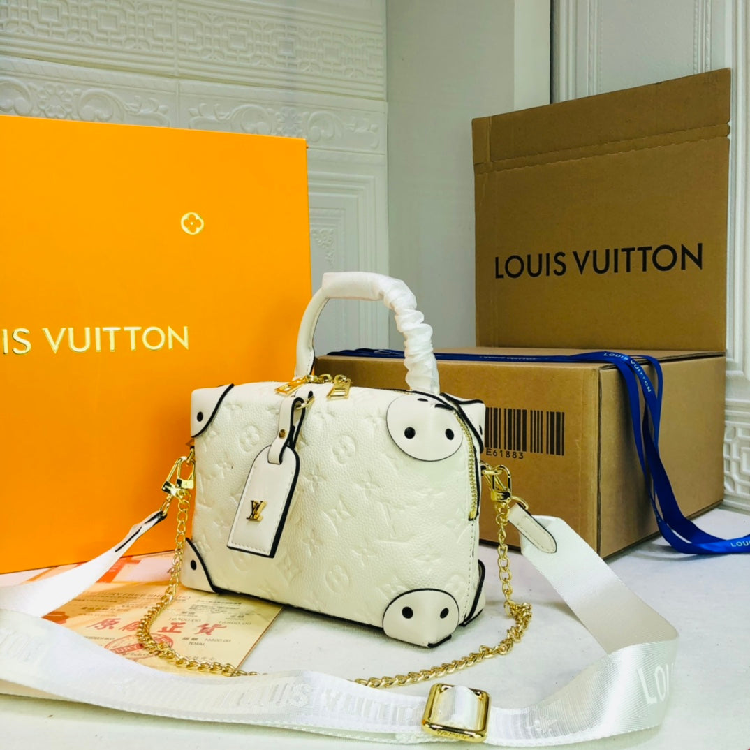 Elite Carryalls