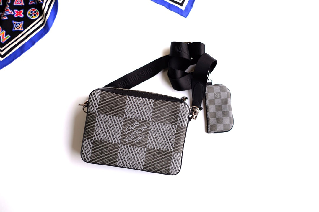 Elite Carryalls