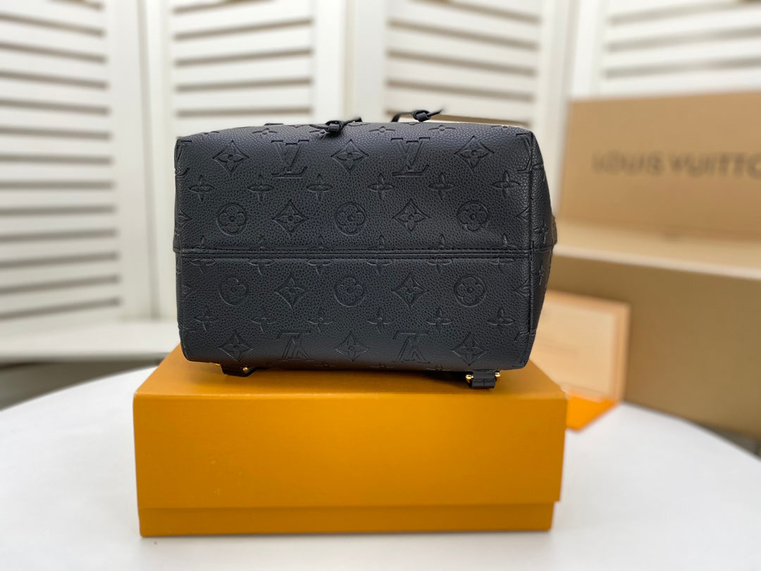 Elite Carryalls