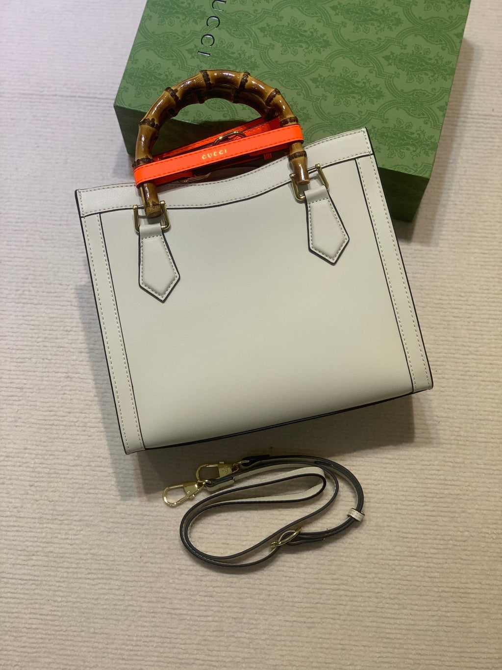 Elite Carryalls