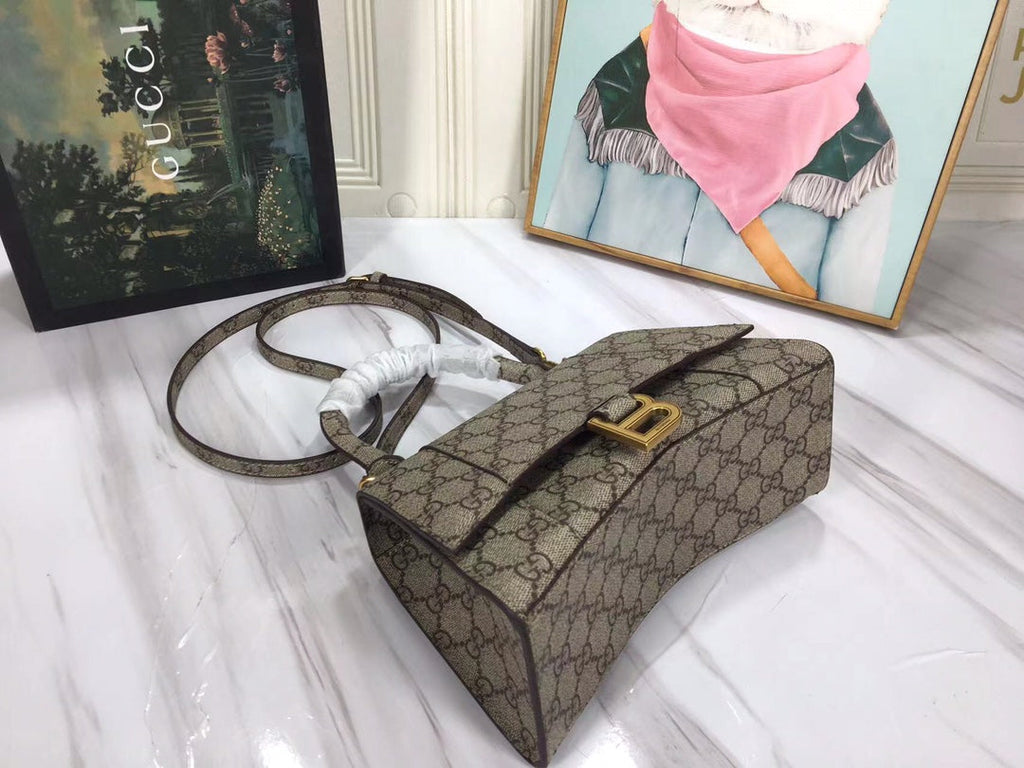 Elite Carryalls