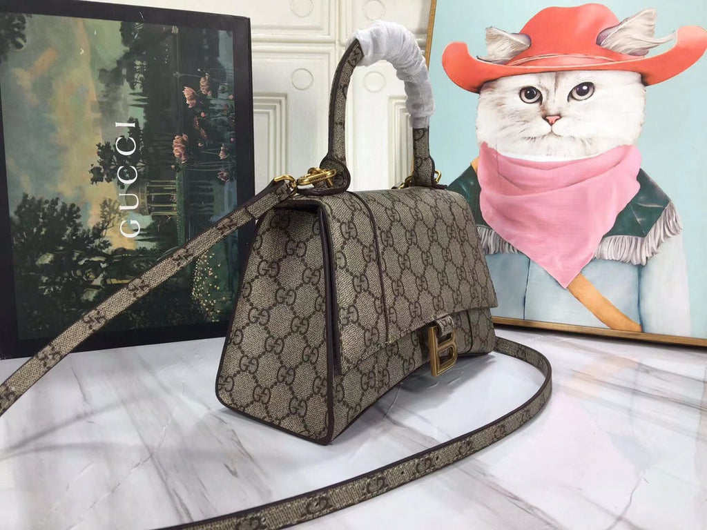 Elite Carryalls