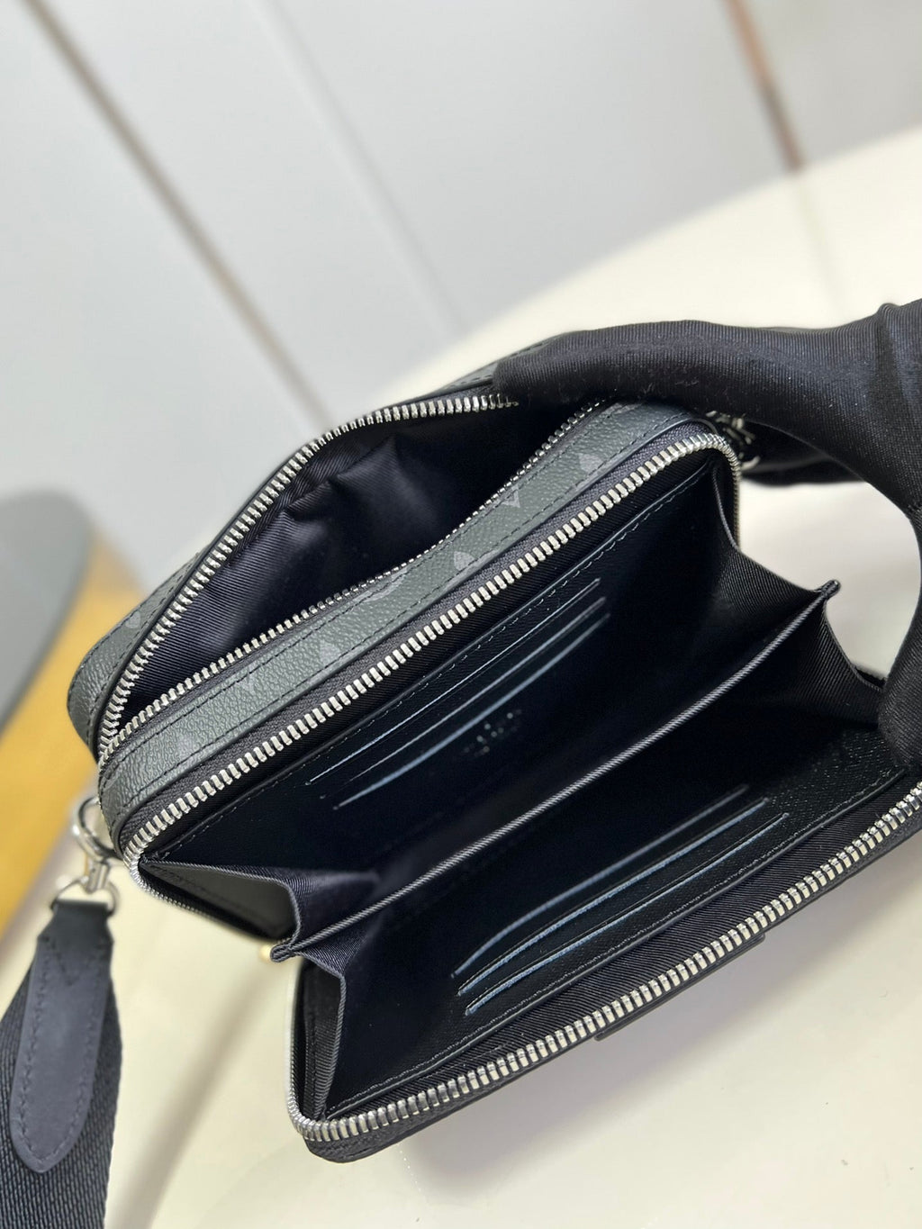 Elite Carryalls