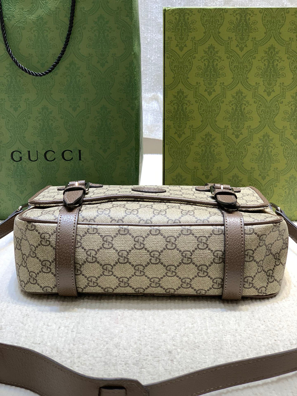 Elite Carryalls