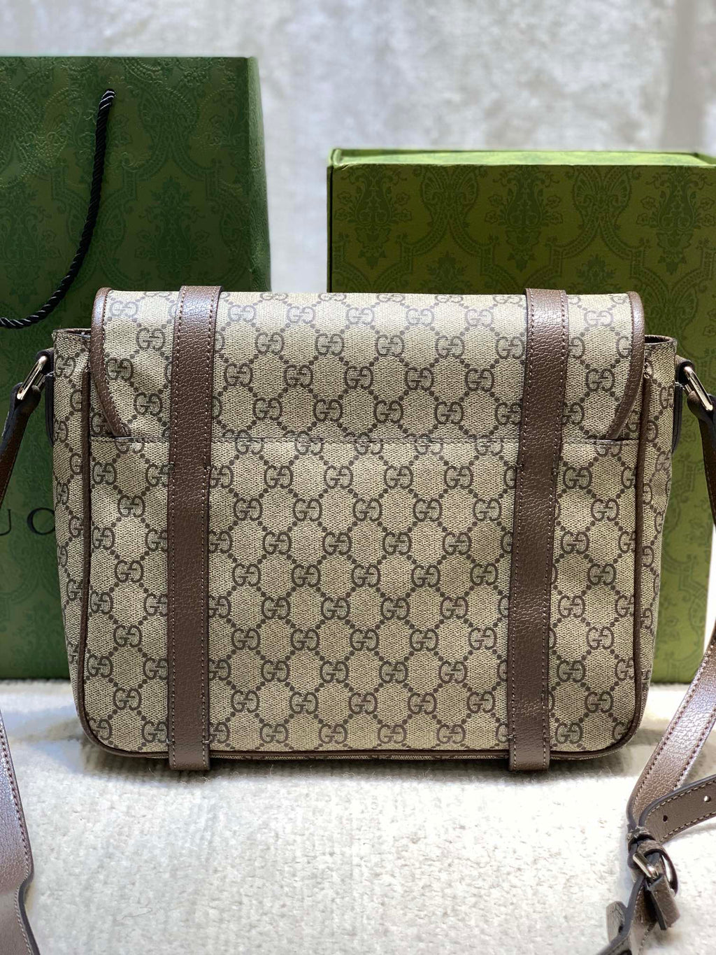 Elite Carryalls