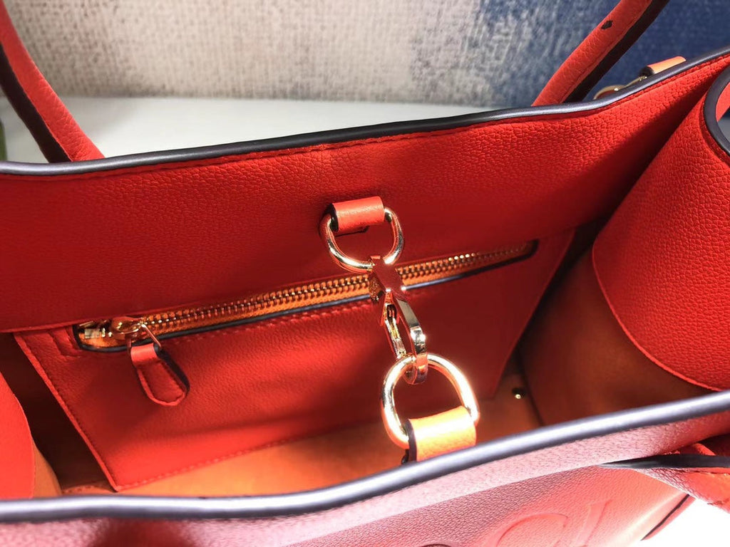 Elite Carryalls