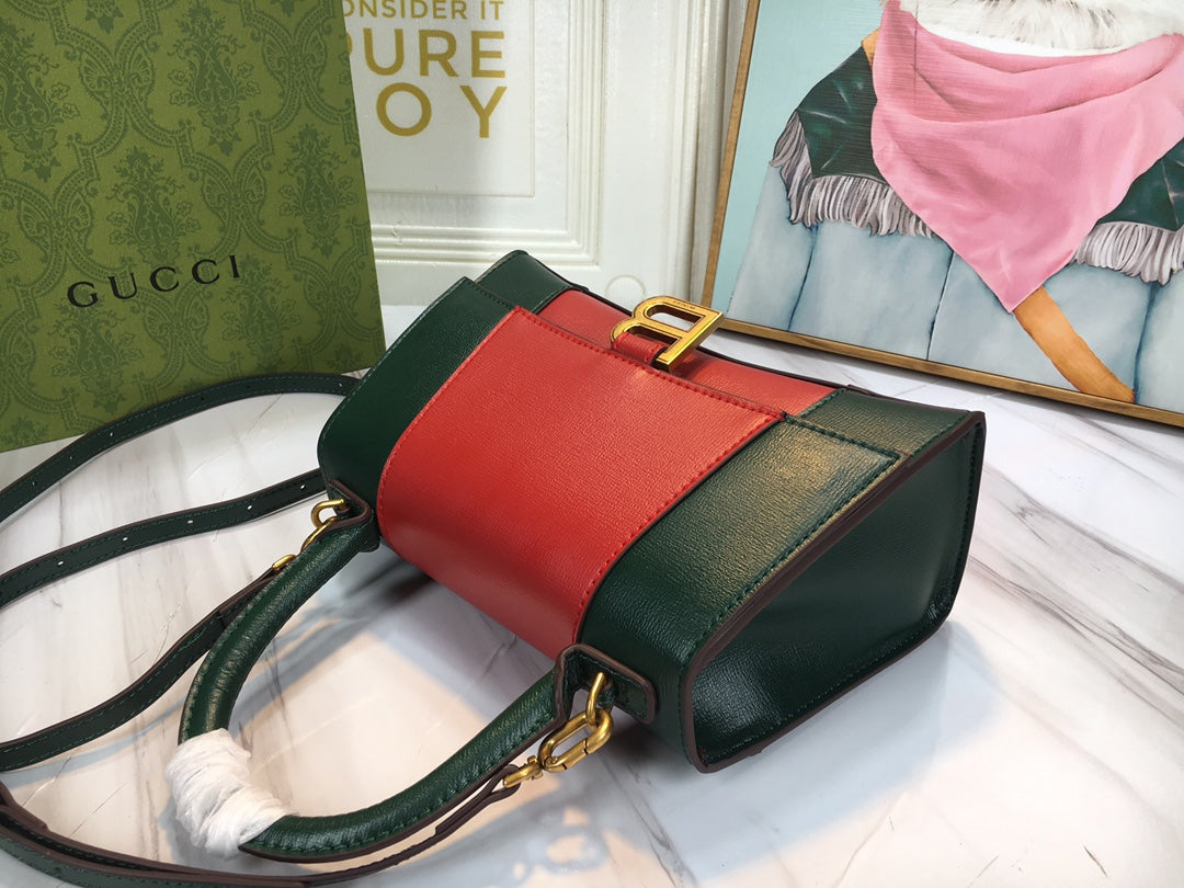 Elite Carryalls