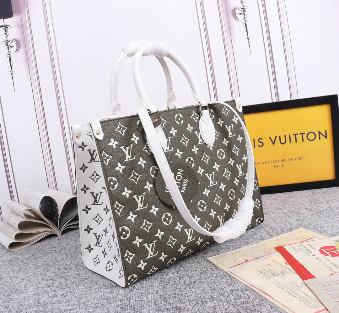 Elite Carryalls