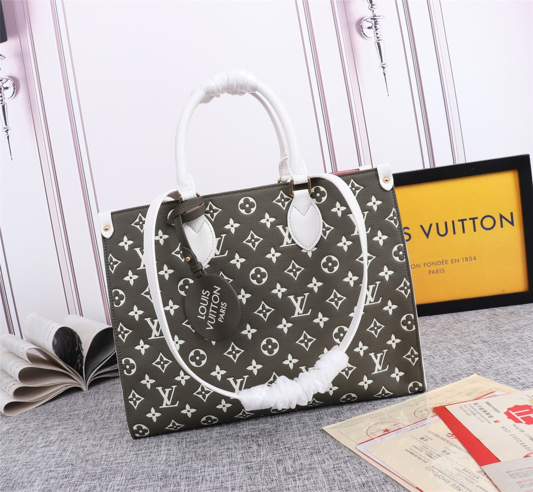 Elite Carryalls