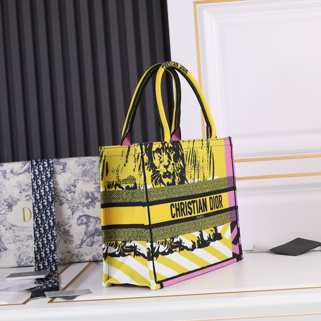 Elite Carryalls