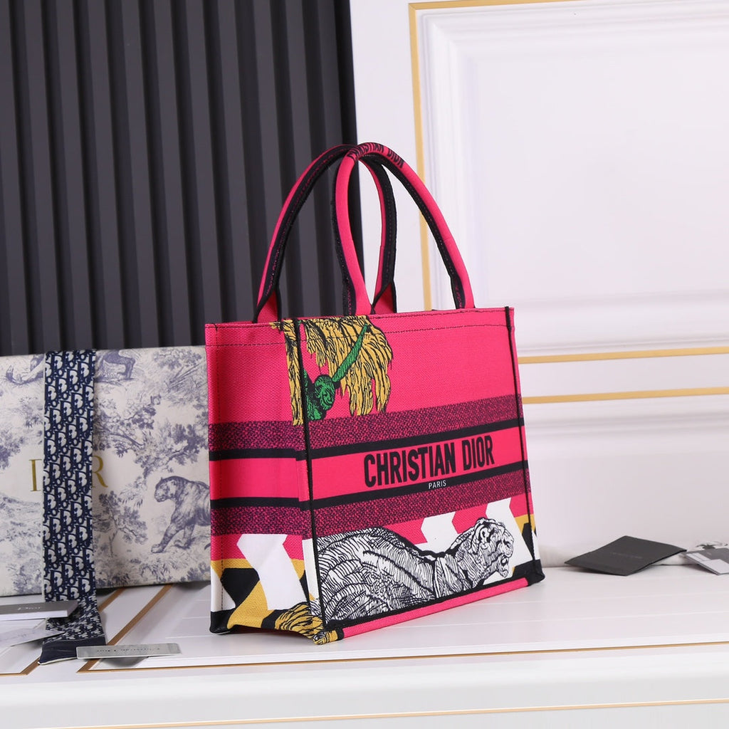 Elite Carryalls