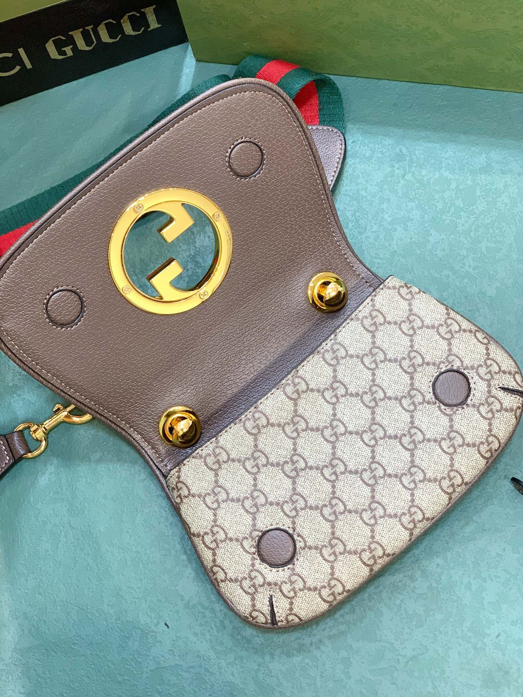 Elite Carryalls