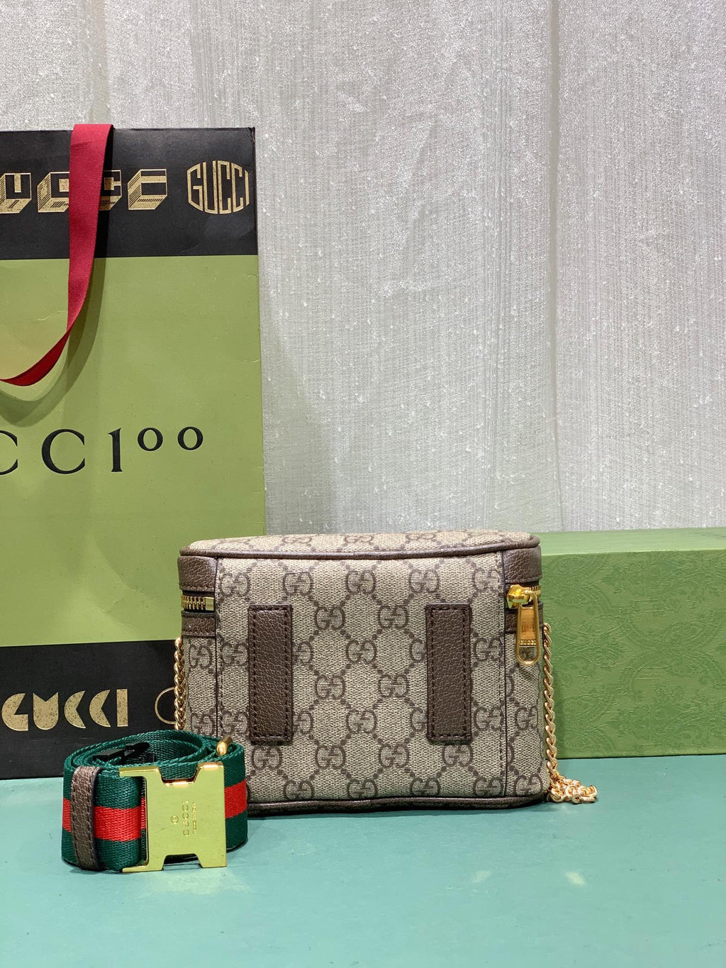 Elite Carryalls