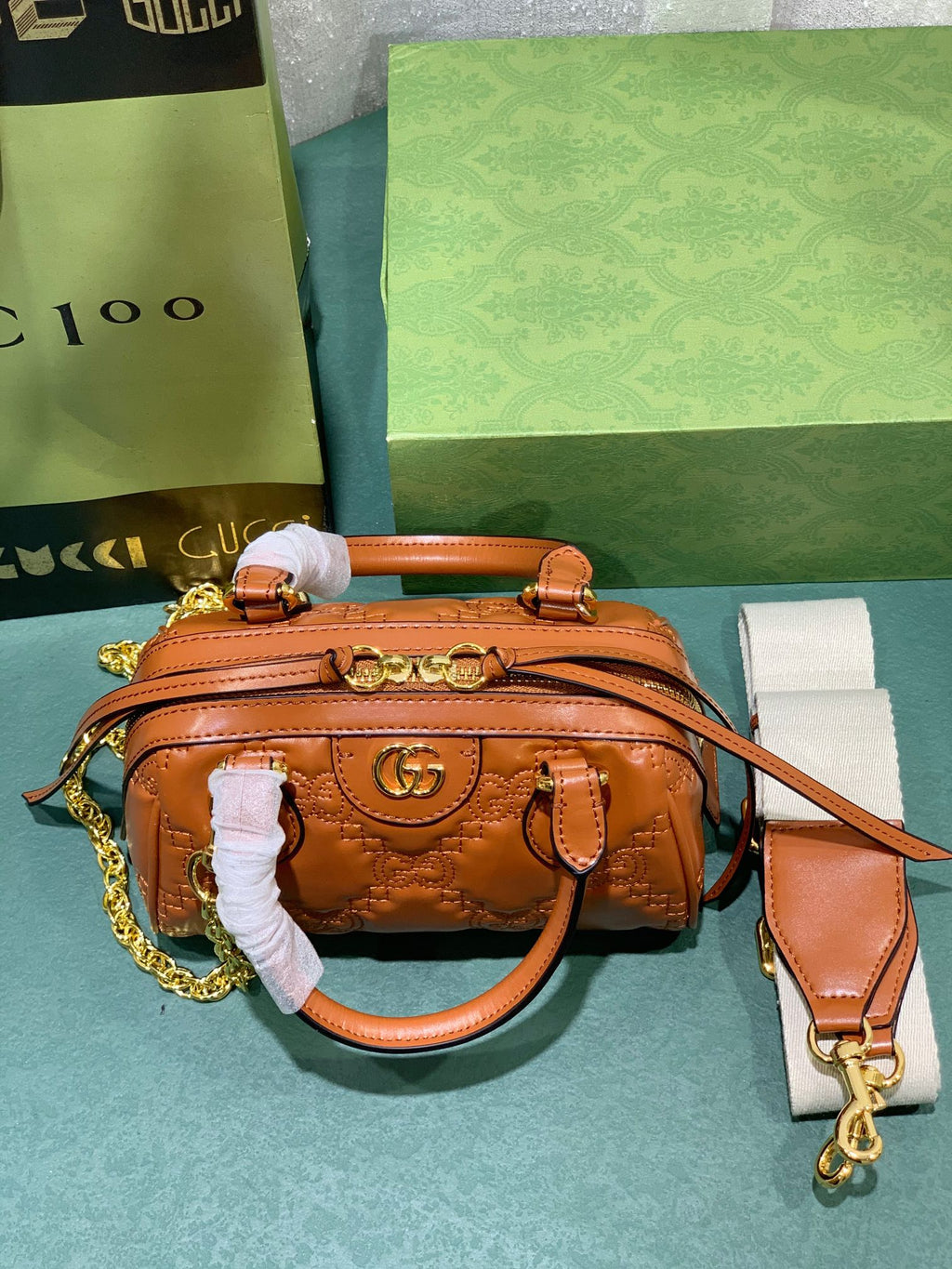 Elite Carryalls