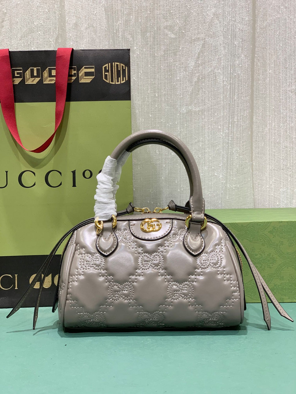 Elite Carryalls