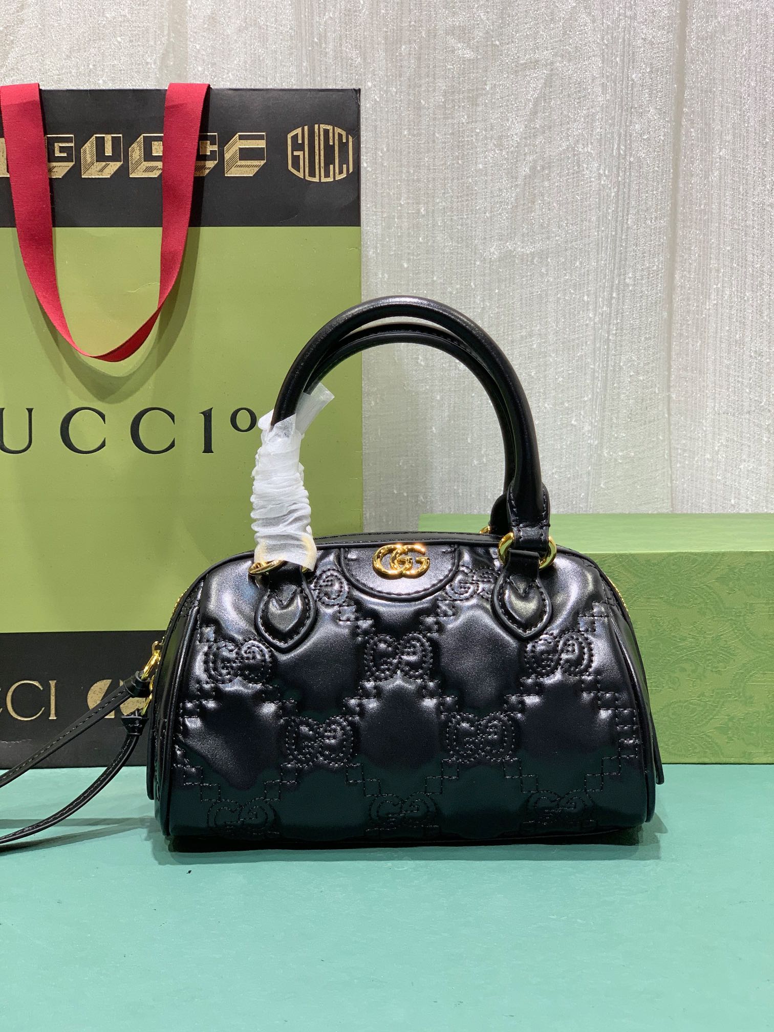 Elite Carryalls