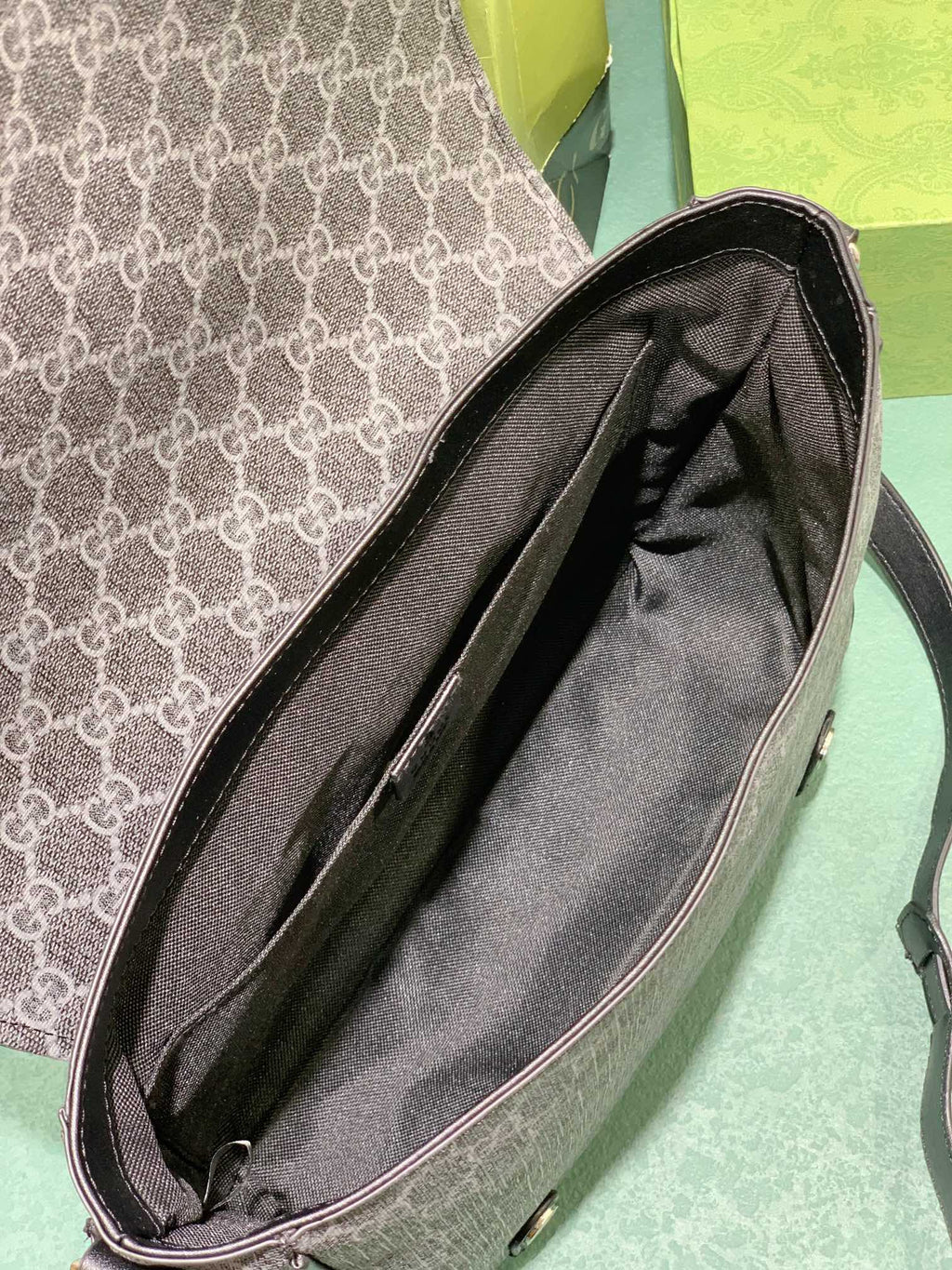 Elite Carryalls