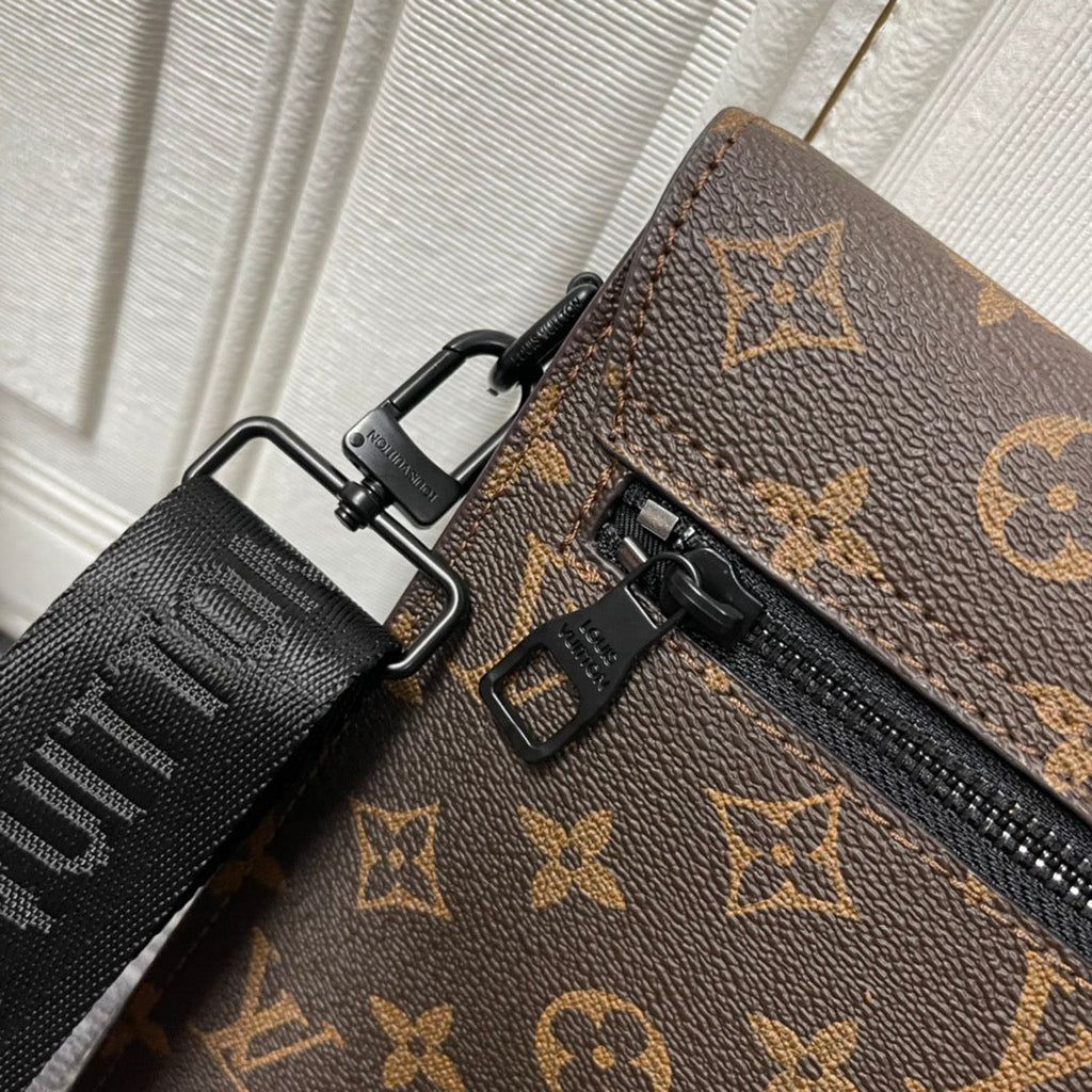 Elite Carryalls