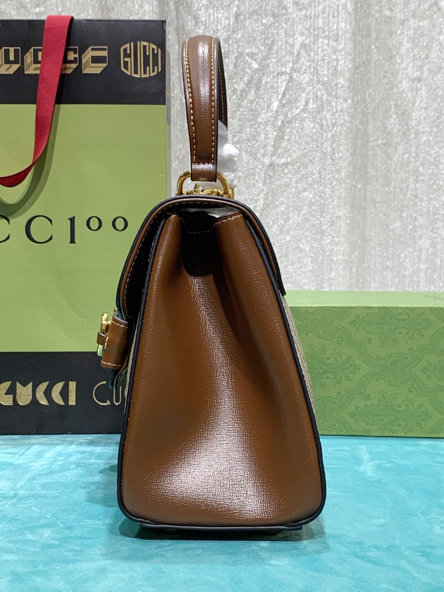 Elite Carryalls