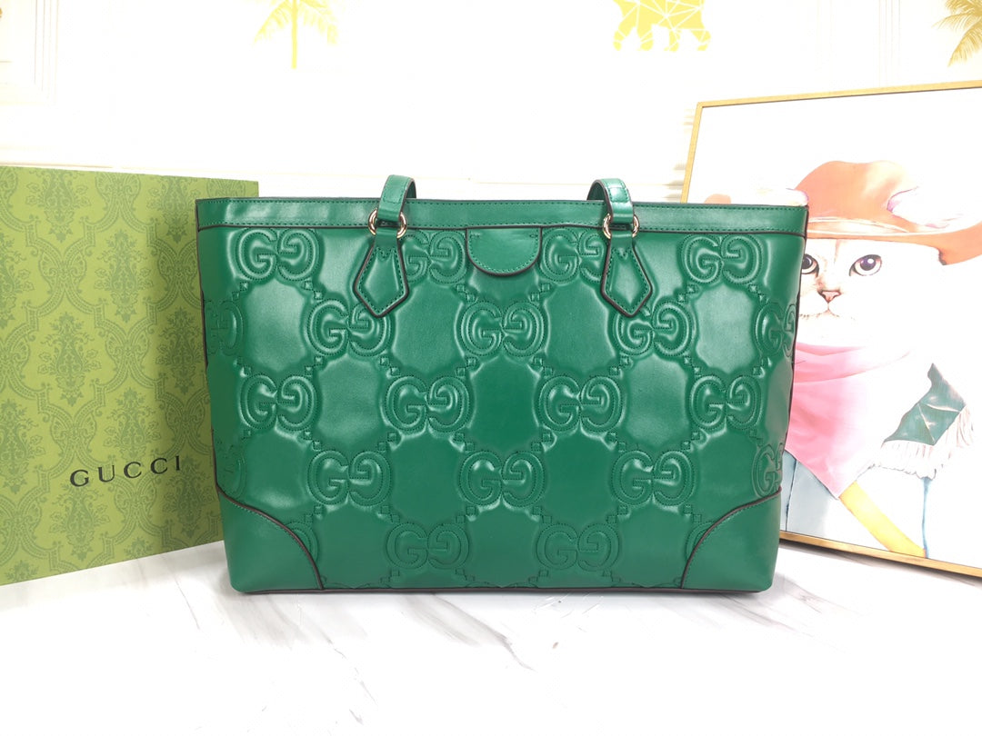 Elite Carryalls