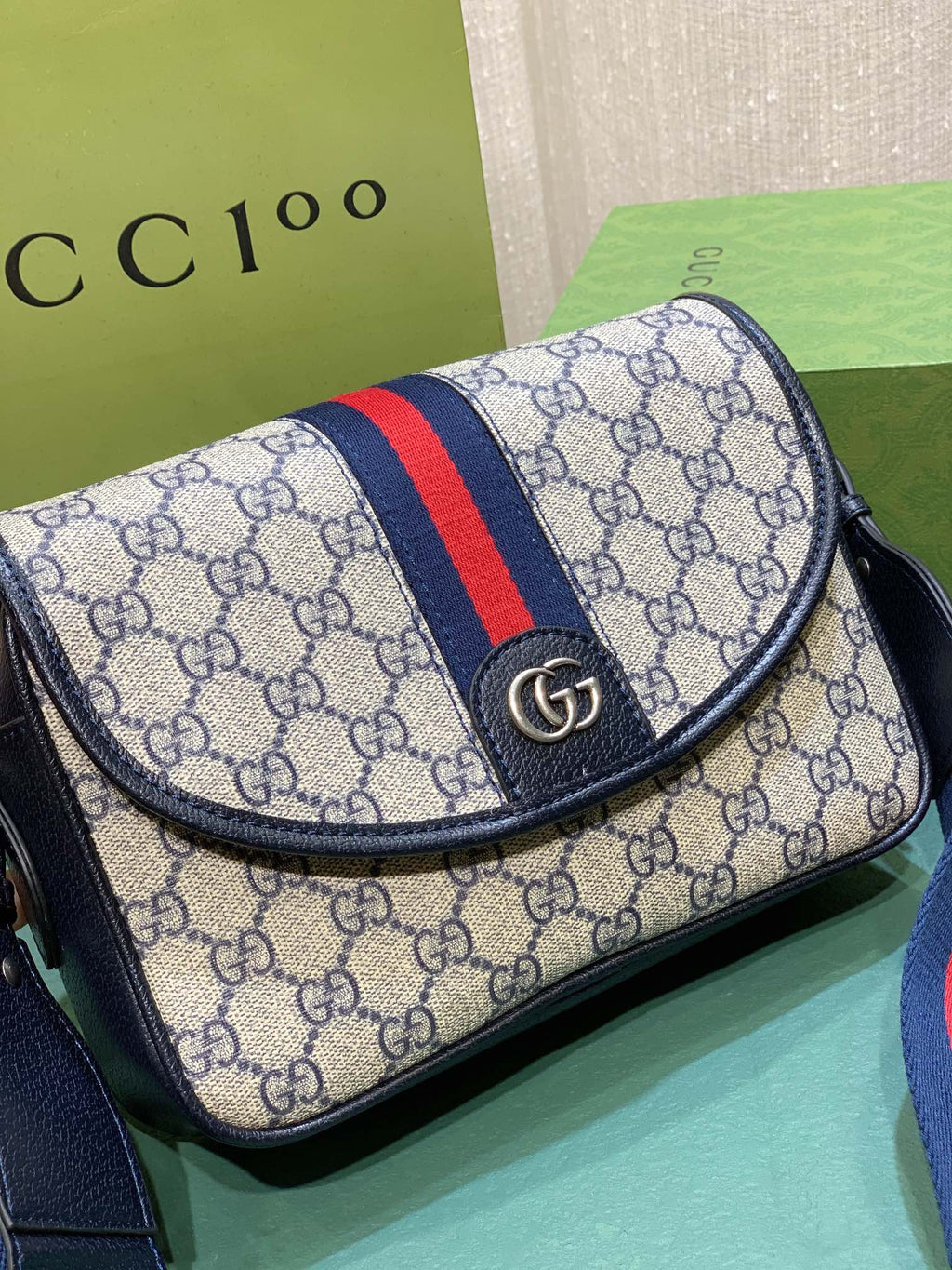 Elite Carryalls